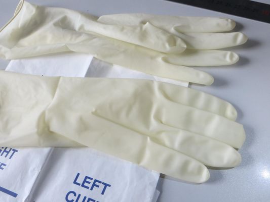 Latex powdered examination gloves /gloves latex from China