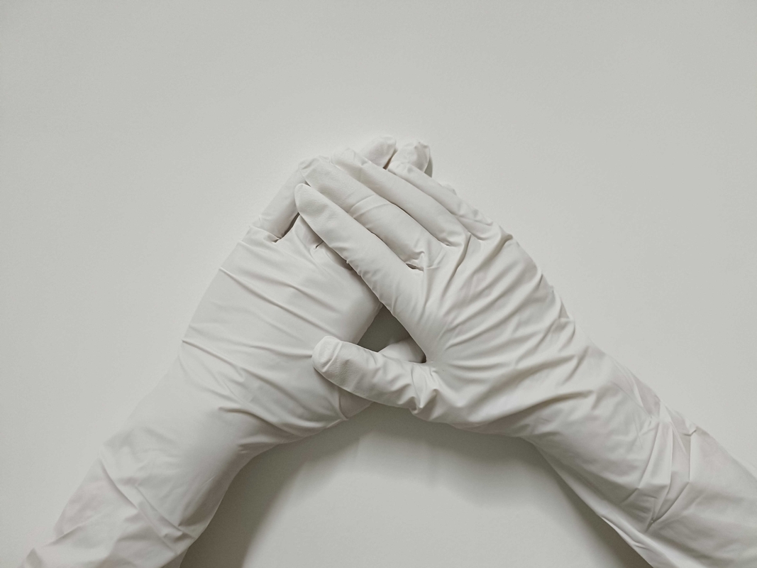 Disposable White Nitrile Gloves For Cleaning, 100 Pcs Per Box